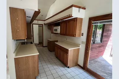 48 Hilltop Avenue, Lewiston, ME 04240 - Photo 10