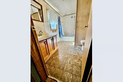 4 Crestview Drive, Lewiston, ME 04240 - Photo 10
