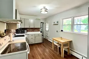6 Glenwood St, Orono, ME 04473 - Photo 14