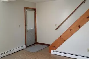 21 Bond St, Augusta, ME 04330 - Photo 10