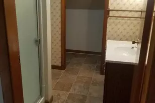 21 Bond St, Augusta, ME 04330 - Photo 12