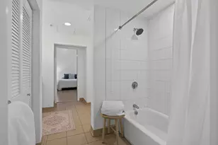 15 Brown St, Portland, ME 04101 - Photo 16