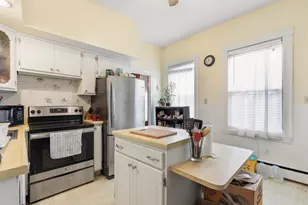117 Shawmut St, Lewiston, ME 04240 - Photo 4