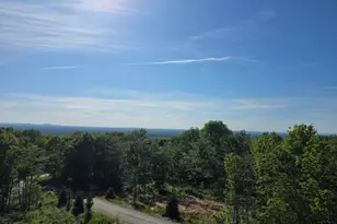 40 Skyline Dr, Holden, ME 04429 - Photo 2