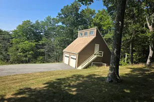 40 Skyline Dr, Holden, ME 04429 - Photo 2