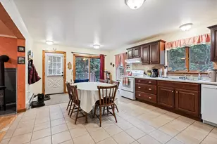 41 Birch St, Winthrop, ME 04364 - Photo 10