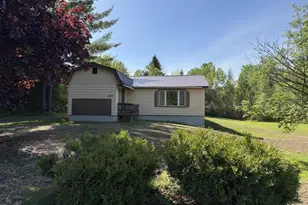 237 Foxcroft Rd, Houlton, ME 04730 - Photo 2