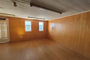136 Main St, Fairfield, ME 04937 - Photo 8
