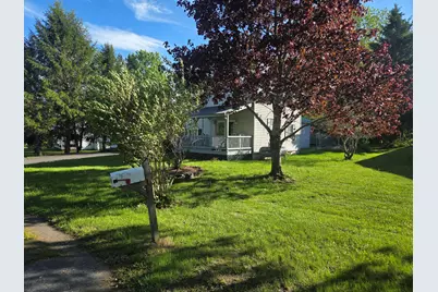 98 Fairview Avenue, Dover Foxcroft, ME 04426 - Photo 2
