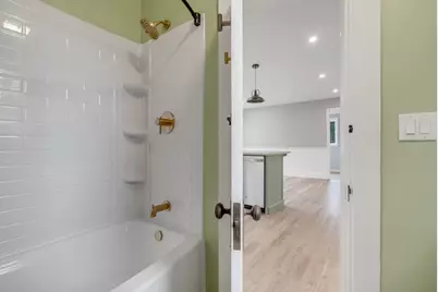 1618 Hotel Road, Auburn, ME 04210 - Photo 12