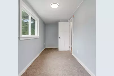 1618 Hotel Road, Auburn, ME 04210 - Photo 14