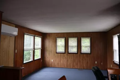 17 Chestnut Street, Skowhegan, ME 04976 - Photo 12