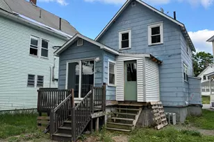89A Elm St, Millinocket, ME 04462 - Photo 2