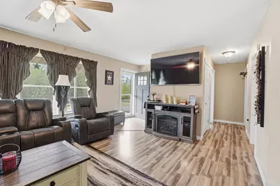 42 Winter Street, Lincoln, ME 04457 - Photo 18