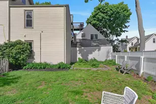 115 Woodford St, Portland, ME 04103 - Photo 10