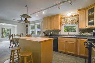 82 Diamond Dr, Waterboro, ME 04061 - Photo 4