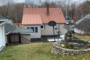 29 Somerset St, Millinocket, ME 04462 - Photo 8