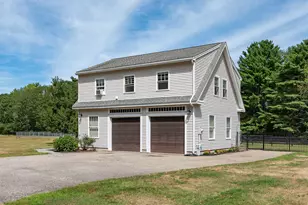 60 Remicks Ln, Kittery, ME 03904 - Photo 4