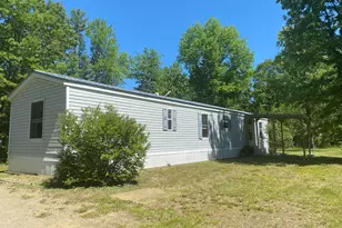 16 Edna Lee Ln, Benton, ME 04901 - Photo 2