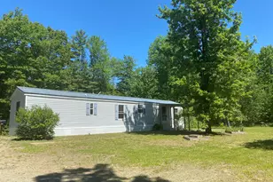16 Edna Lee Ln, Benton, ME 04901 - Photo 4