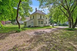 14 Green St, Livermore Falls, ME 04254 - Photo 32