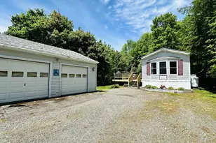 20 Lincoln St, Greenville, ME 04441 - Photo 4