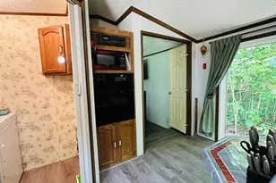 20 Lincoln St, Greenville, ME 04441 - Photo 12