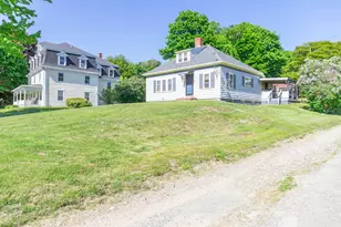 2 Green's Hill Ln, Deer Isle, ME 04627 - Photo 4