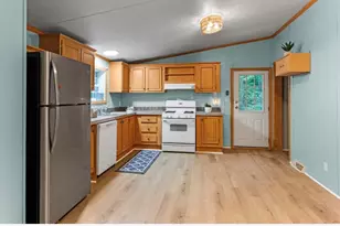 177 Yarmouth Rd, Gray, ME 04039 - Photo 6
