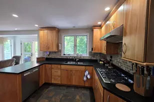 13 Norris St, Searsport, ME 04974 - Photo 4