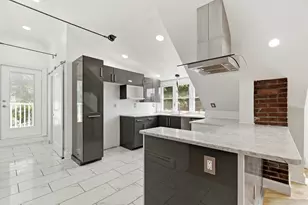 481 Danforth St, Portland, ME 04102 - Photo 26