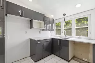 481 Danforth St, Portland, ME 04102 - Photo 30
