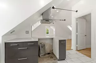 481 Danforth St, Portland, ME 04102 - Photo 30