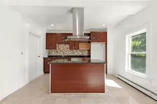 481 Danforth St, Portland, ME 04102 - Photo 10