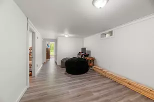 81 Bowman St, Farmingdale, ME 04344 - Photo 32
