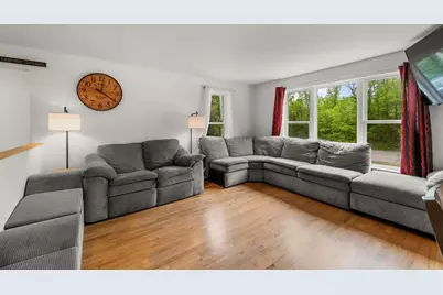 81 Bowman Street, Farmingdale, ME 04344 - Photo 8