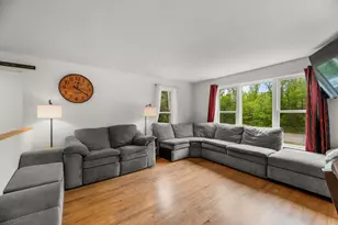 81 Bowman St, Farmingdale, ME 04344 - Photo 8