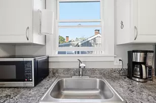 820 Sawyer St, South Portland, ME 04106 - Photo 20