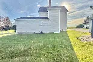 18 Talbot Rd, Madawaska, ME 04773 - Photo 10
