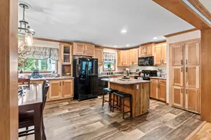 2196 Sanford Rd, Wells, ME 04090 - Photo 4