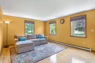 22 Crestwood Dr, Westbrook, ME 04092 - Photo 10