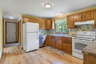 22 Crestwood Dr, Westbrook, ME 04092 - Photo 6