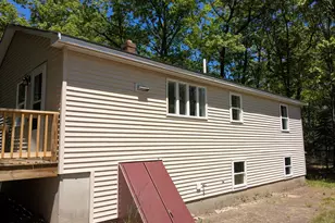 35 Pierce Ave, Sanford, ME 04073 - Photo 4