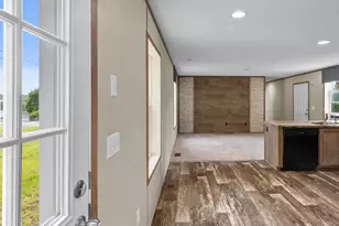 15 Brooke Ave, Belfast, ME 04915 - Photo 10