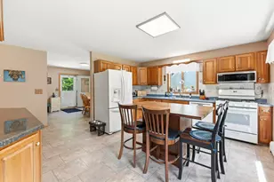 1079 Gardiner Rd, Wiscasset, ME 04578 - Photo 8