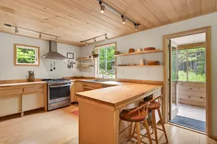 72 Will Butler Ln, Bremen, ME 04551 - Photo 10