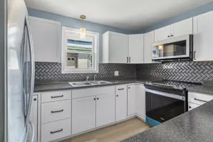 153 Spring St, Lewiston, ME 04240 - Photo 10