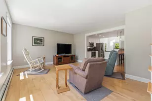 32 Beechwood Drive, Topsham, ME 04086 - Photo 10