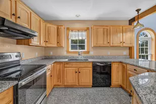 698 Main Rd, Carmel, ME 04419 - Photo 8
