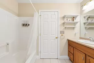 63 Rockwood Dr, Sanford, ME 04073 - Photo 12
